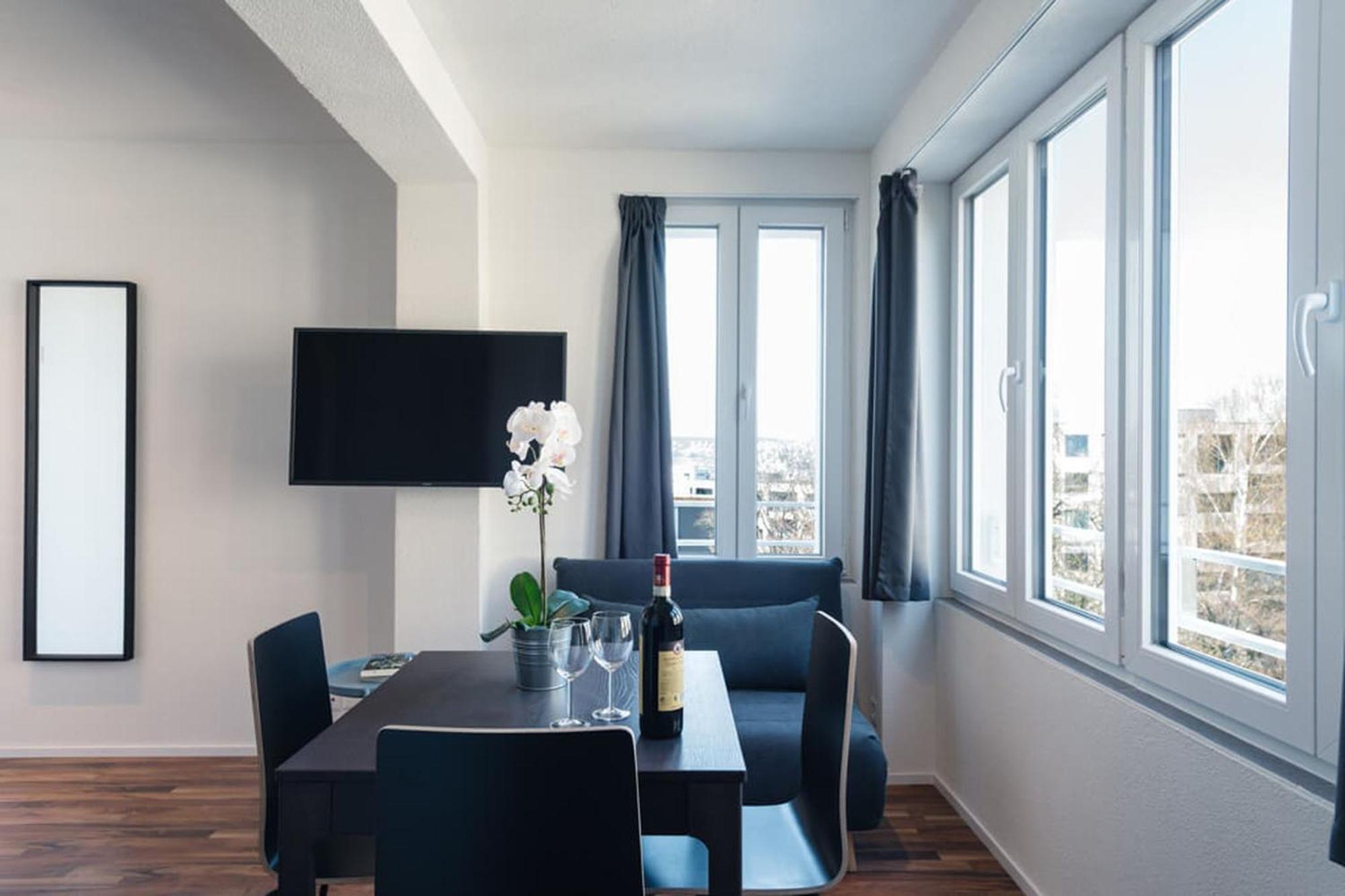 HITrental Wiedikon Apartments Zurich Bagian luar foto