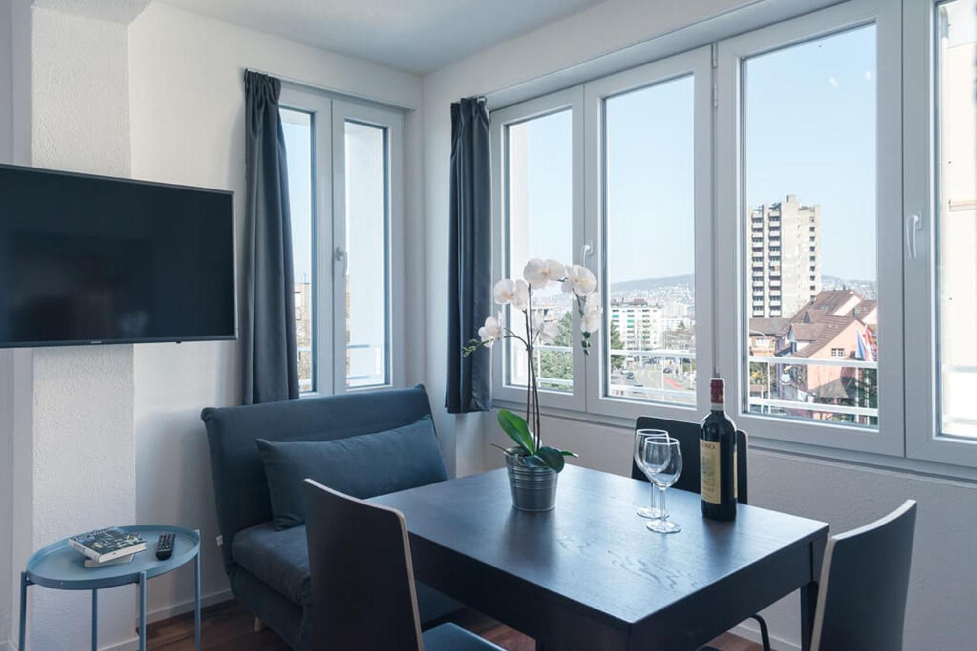 HITrental Wiedikon Apartments Zurich Bagian luar foto