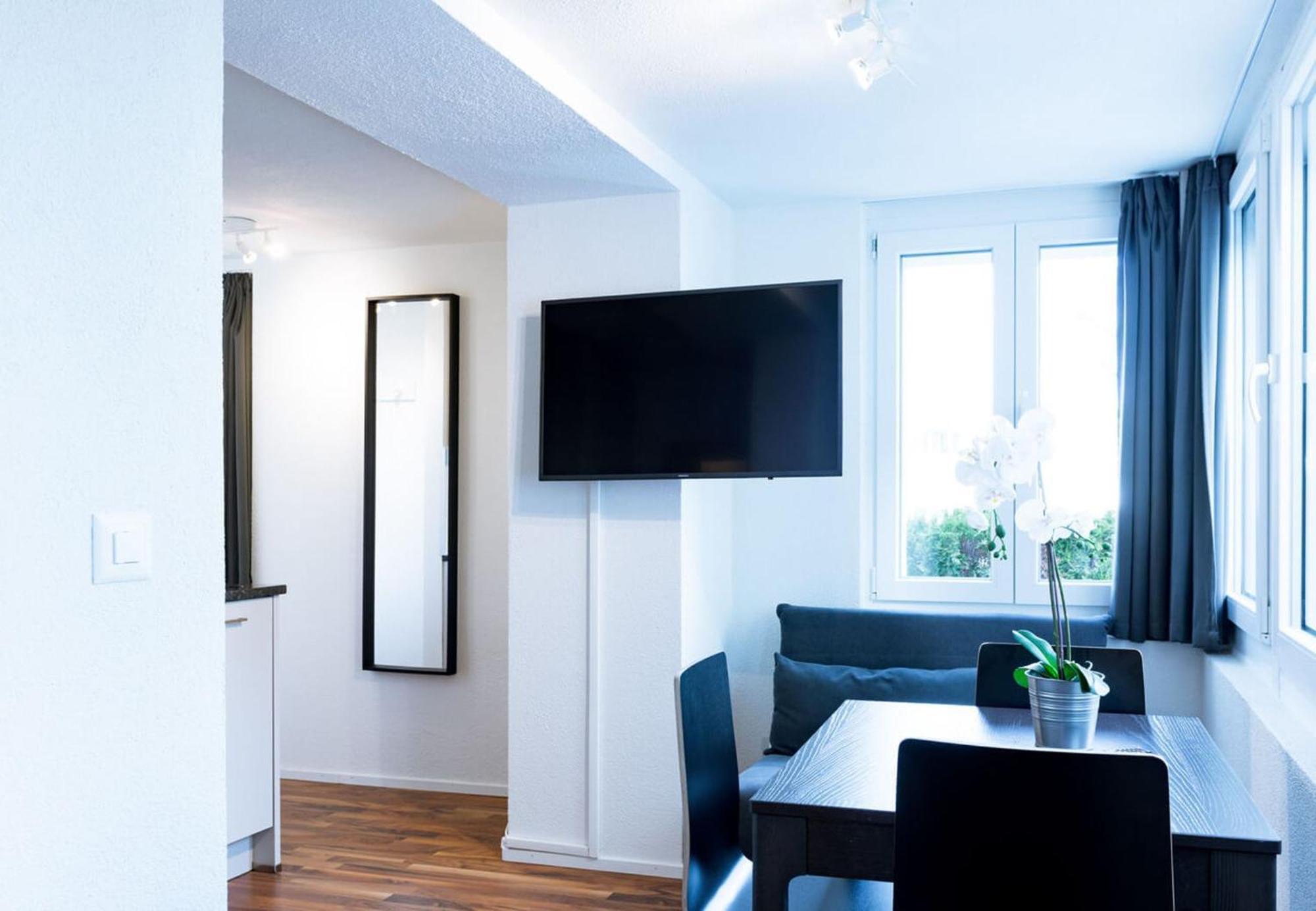 HITrental Wiedikon Apartments Zurich Bagian luar foto